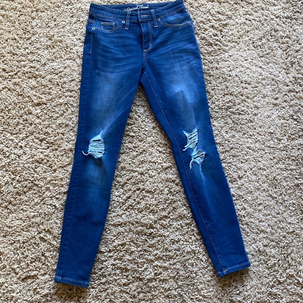 Sexy fitted blue jeans